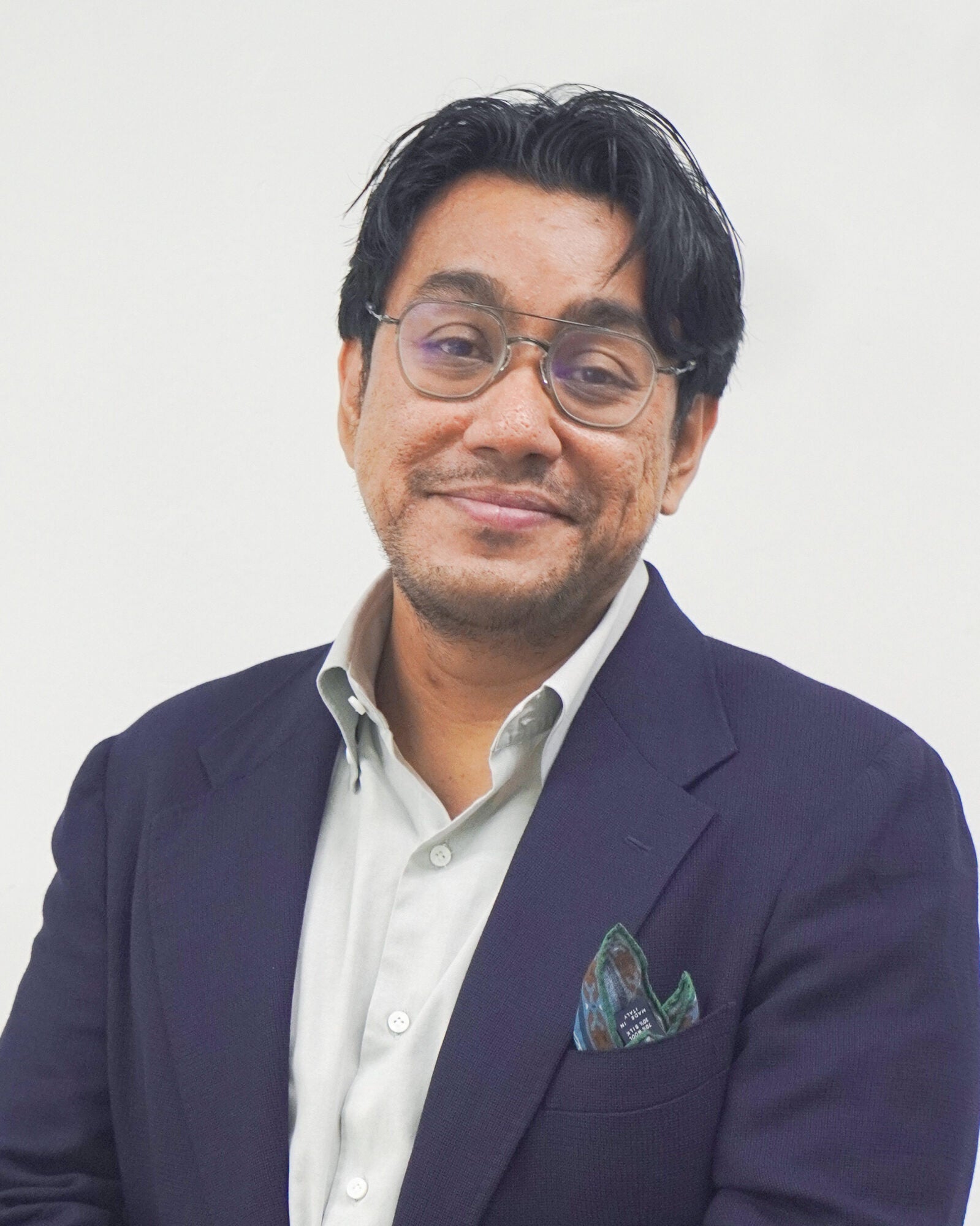 Azuar's Profile Photo (1) Azuar's Profile Photo (1)